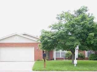704 Leighigh Dr, Swansea, IL