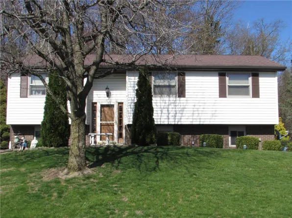 530 Monticello Dr, Delmont, PA 15626