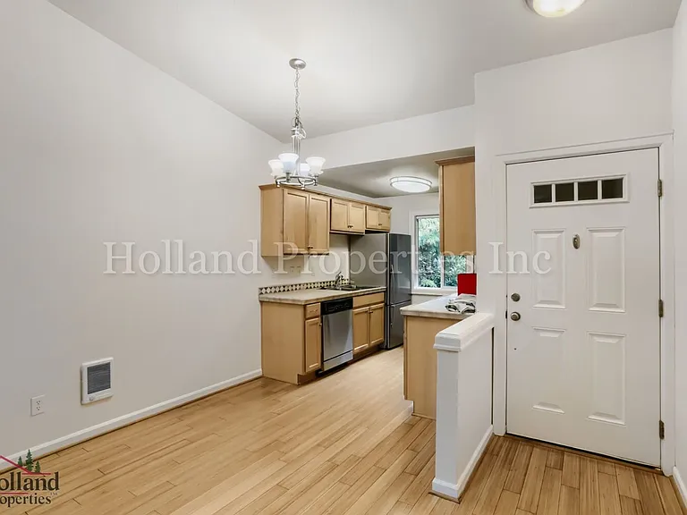 2680 SW 87th Ave #5 — Photo 7