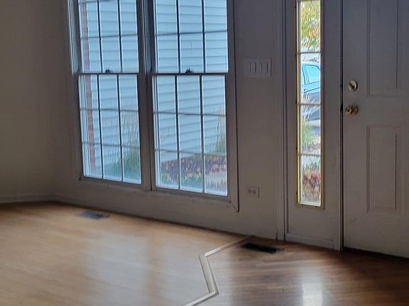 Living room / entry from inside