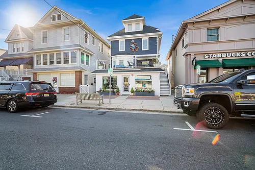 1059 Asbury Ave Photo 1