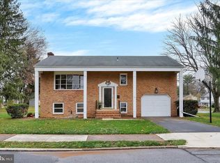 705 Henry St, Mechanicsburg, PA 17055