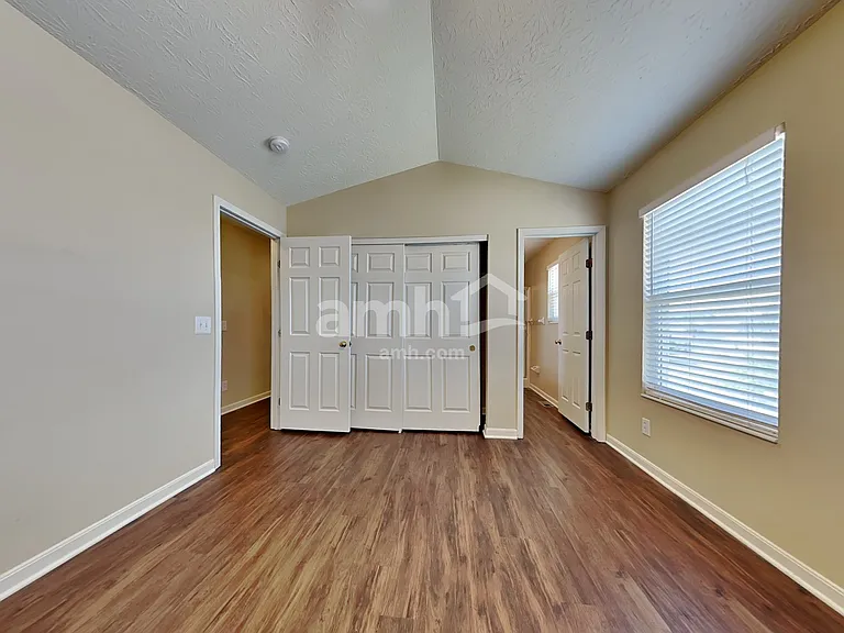 315 Keswick Dr — Photo 13