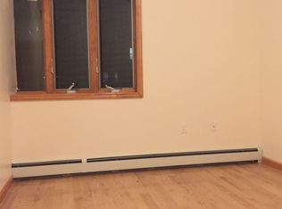 4212 159th St FL 1ST, Flushing, NY 11358