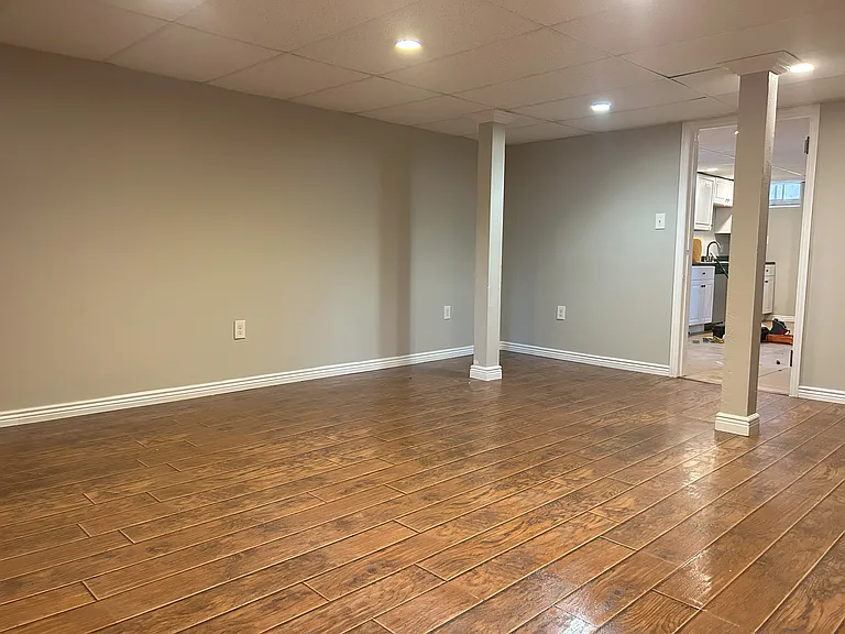 1249 York St #B — Photo 8