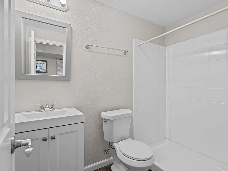 9466 Shinnecock Ct — Photo 18