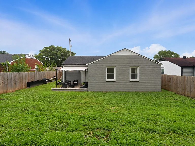 3223 Panorama Dr — Photo 21