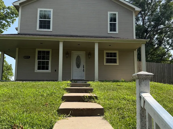 601 Prospect St, Leavenworth, KS 66048