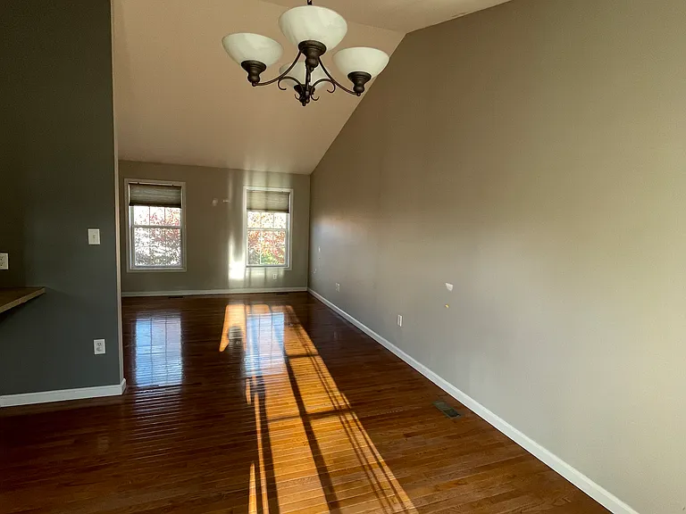 2157 Quail Run Rd — Photo 5