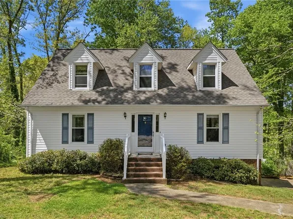 126 Iroquois Trl, Lexington, NC 27295