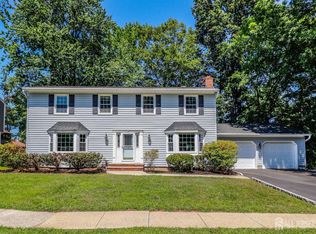 262 W Hegel Ave, Edison, NJ