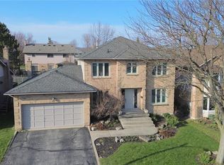 87 Jerome Park Dr, Hamilton, ON L9H 6R8