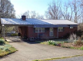 109 Brown Ave, Morganton, NC 28655