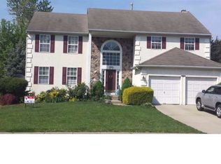 1 Spring Ridge Ct, Blackwood, NJ 08012