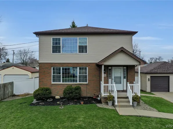 4996 Thurston Ave, Hamburg, NY 14075