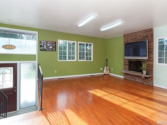 5th image of 14614 SE 19th Pl