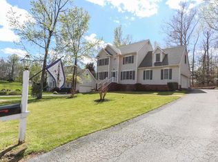 8524 Bay Knolls Ter, Midlothian, VA 23112