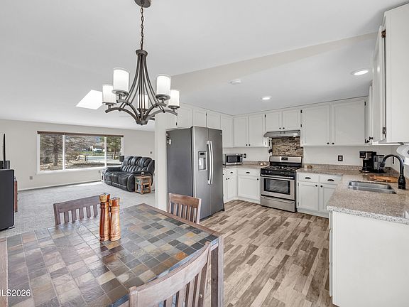 4th image of 702 Ophir Ct