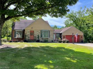 7308 Brecksville Rd, Independence, OH 44131