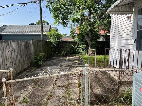 2nd image of 19 San Mateo Ave