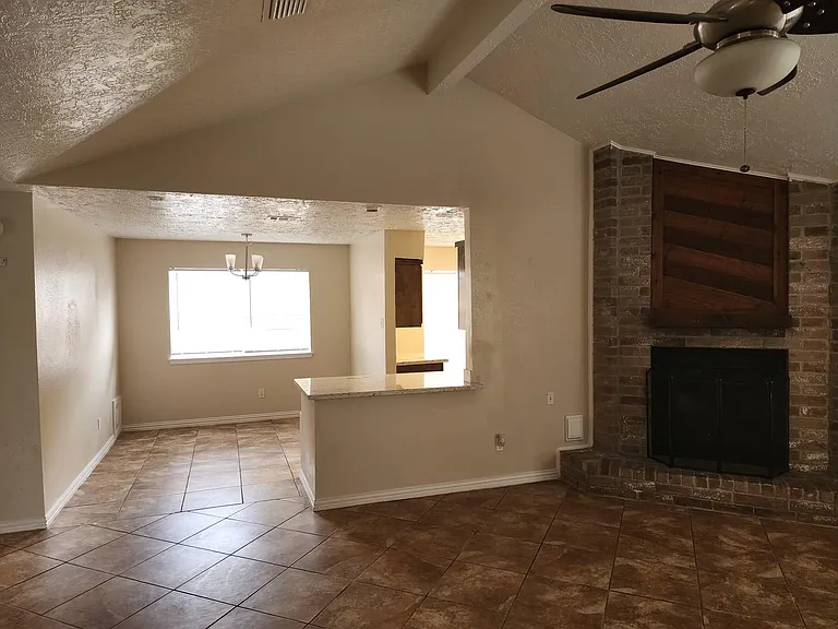 715 Beechbend Dr — Photo 10