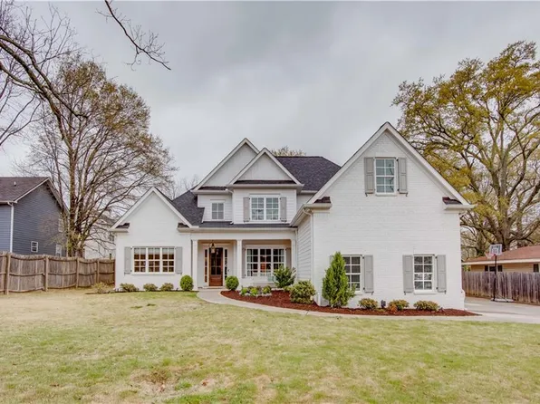 1515 Walker Ave, College Park, GA 30337