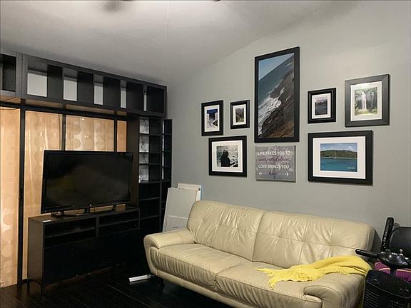 5th image of 2801 Shannon Oak Ct