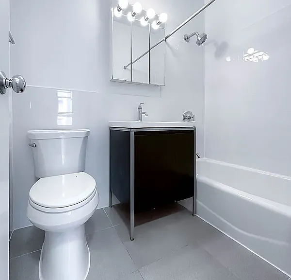 4 Park Ave #20N — Photo 6