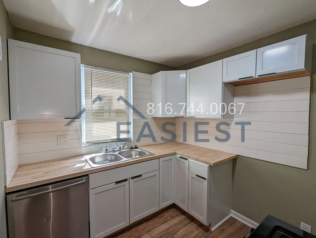 2 bed, $975 — Photo 3