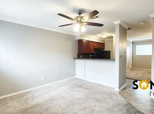 3704 S 2nd St APT 220, Austin, TX 78704