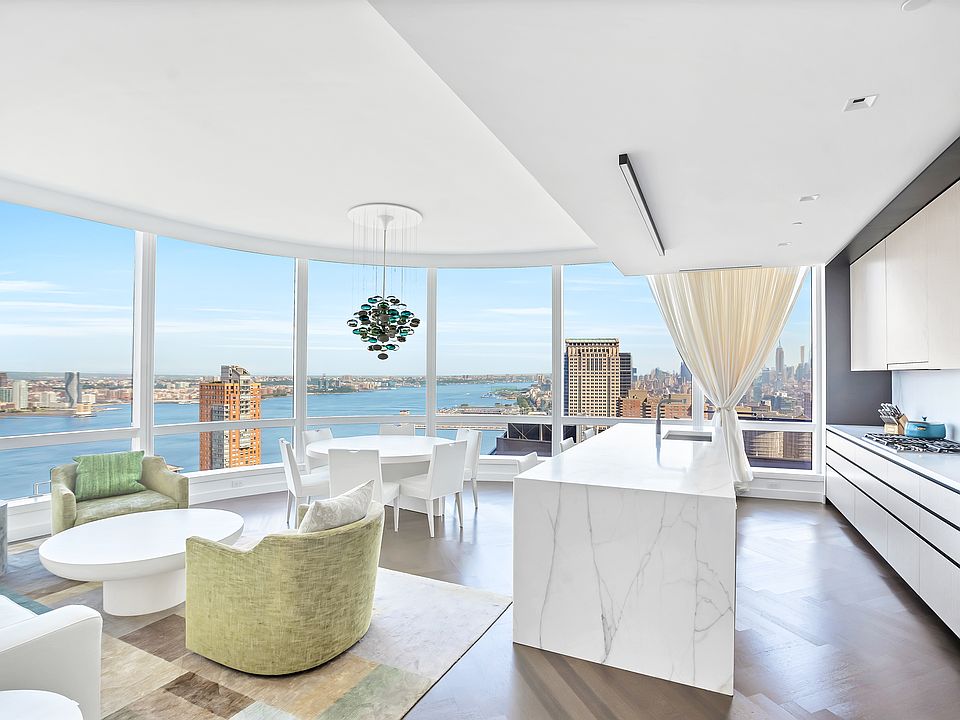 1st image of 111 Murray St Floor 40