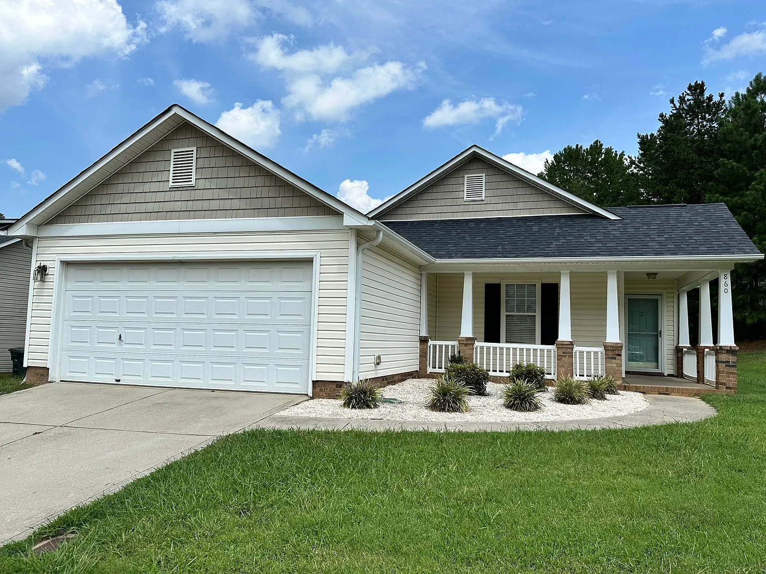 860 Raindrops Rd — Photo 1