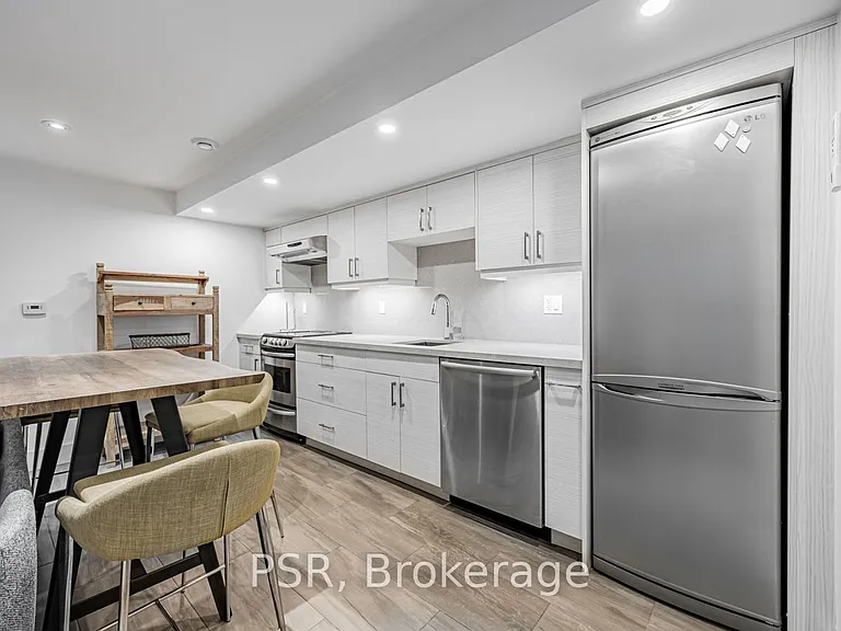71 Crawford St #BASEMENT — Photo 6