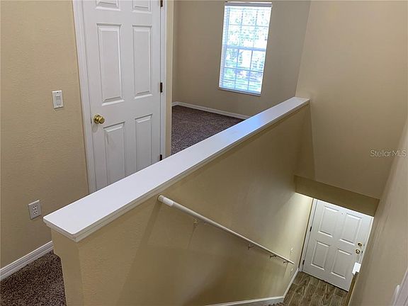 5th image of 3033 Bear Oak Dr