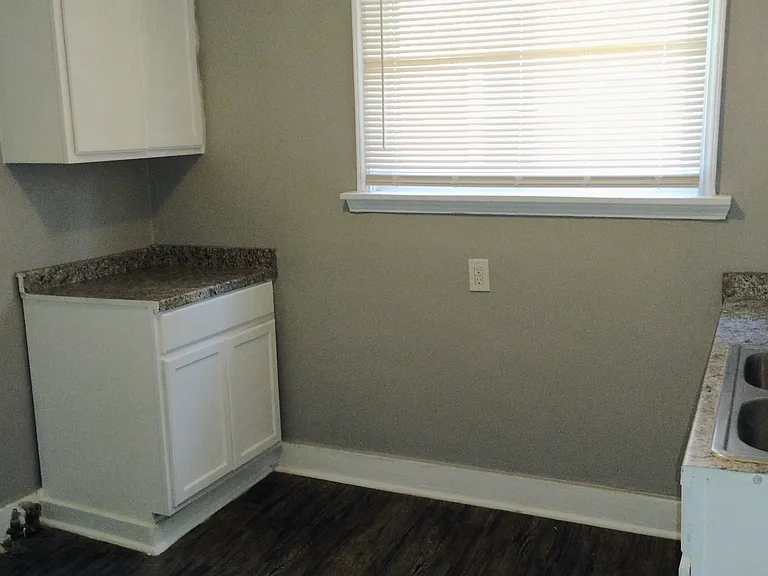 2680A Burlingame St — Photo 6