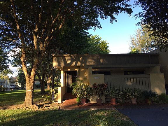 Front of House (2)
