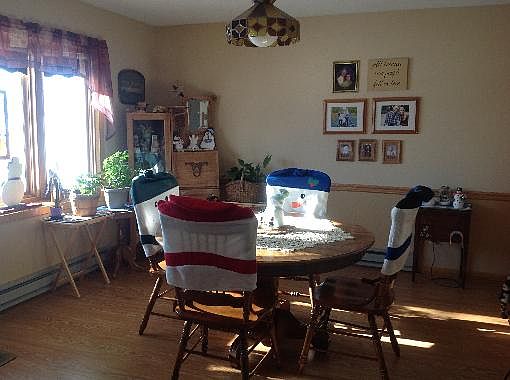 5th image of 110 E Saint Peter Ave