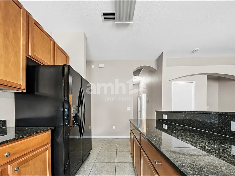 3213 Dunstable Dr — Photo 3