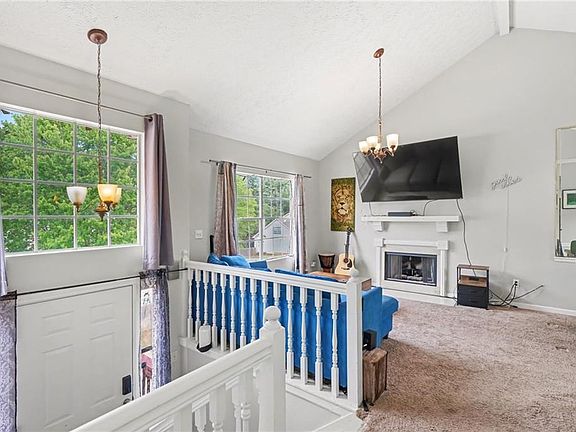 2nd image of 5891 Crescent Ridge Ct