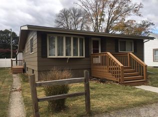 1911 S Central Ave, Burlington, IA