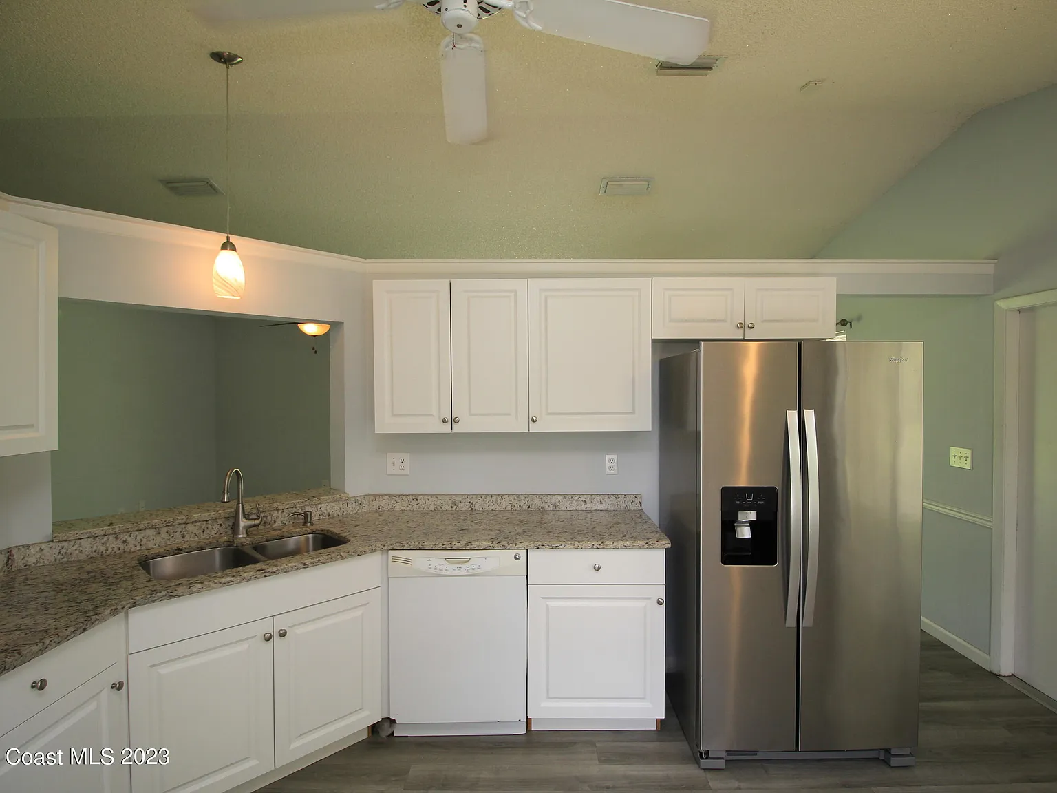 2 bed, 1.0 bath, 1008 sqft, $1,650 — Photo 4