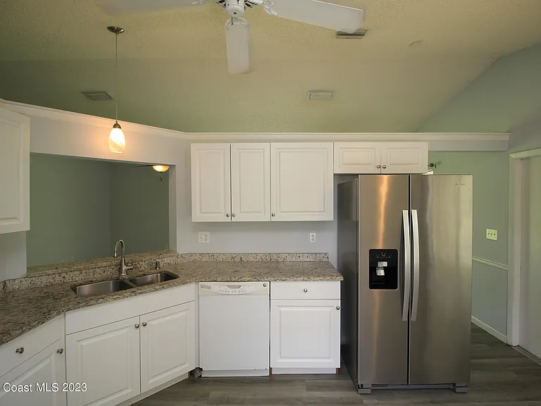 220 Tipton Rd SW — Photo 4