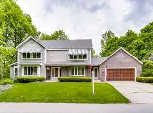 4740 Spring Creek Dr, Excelsior, MN 55331