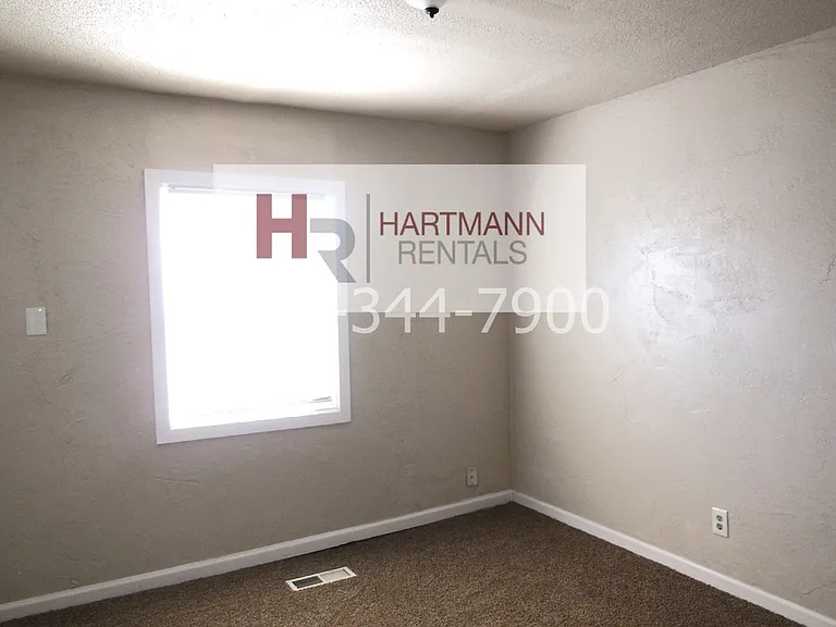 34 Marcia Ct — Photo 8