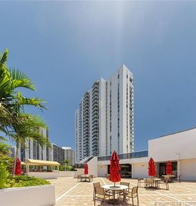 3675 N Country Club Dr APT 1508, Aventura, FL, 33180
