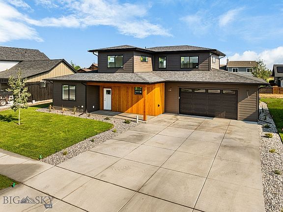 3rd image of 25 Delano Dr