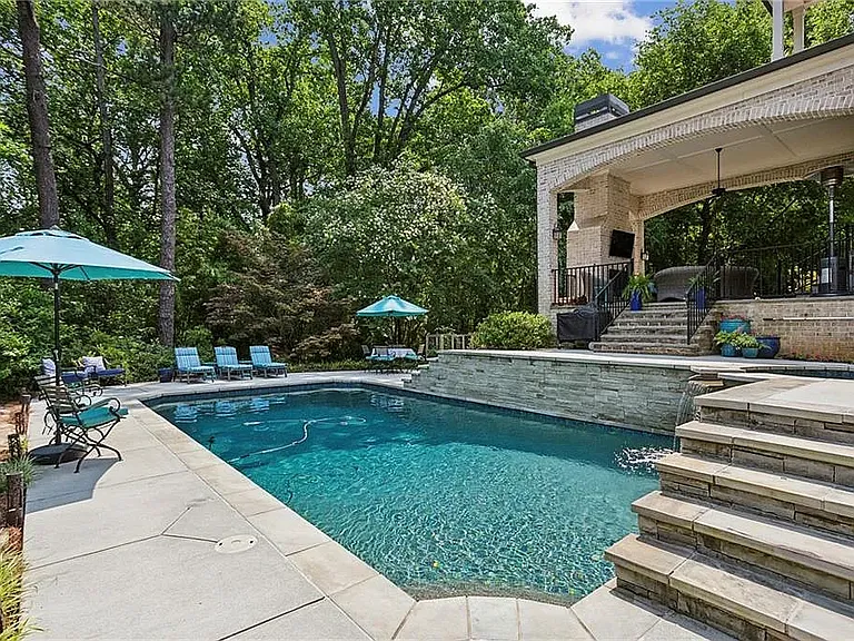 2115 Howell Mill Rd NW — Photo 25