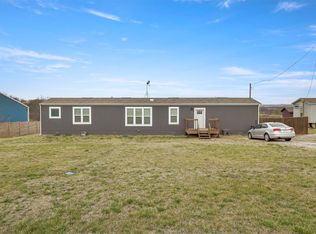 627 Kentucky Town Rd, Whitewright, TX 75491