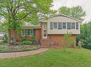 4024 Firethorne Rd, Charlotte, NC 28205