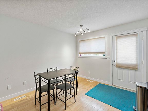 5th image of 11438 97th St NW
